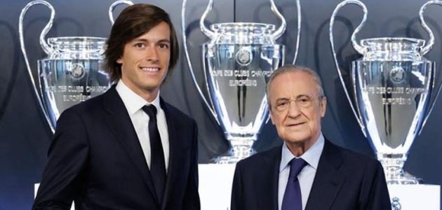 ريال مدريد يقدم كاريراس بالرقم 18